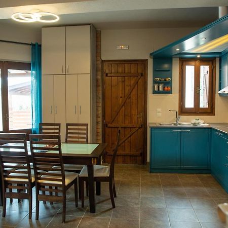 Symmetron Suites Kálamos エクステリア 写真